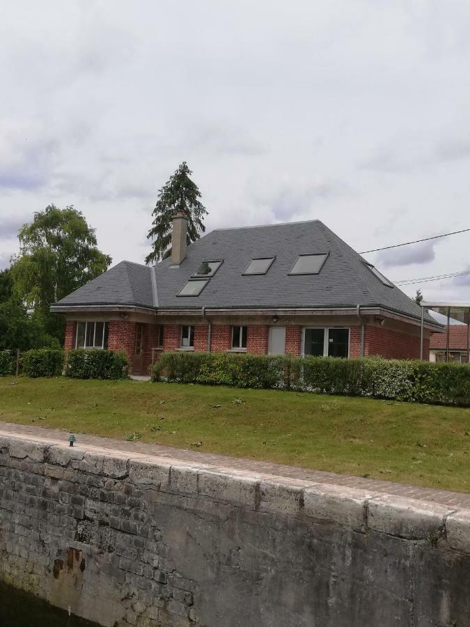 La Maison De La Vallee Villa Froissy  ภายนอก รูปภาพ